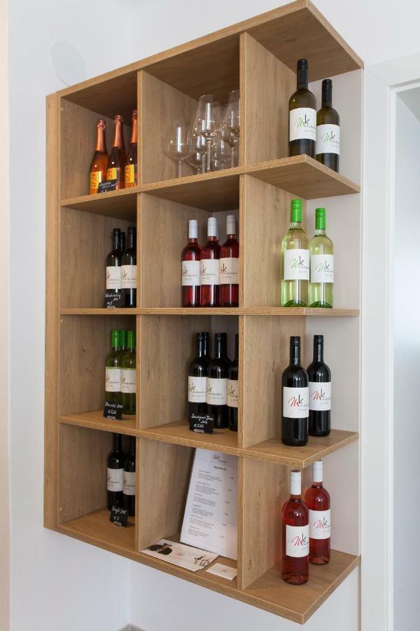Zehentner - Wein & Feriendomizil Villa Illmitz Luaran gambar